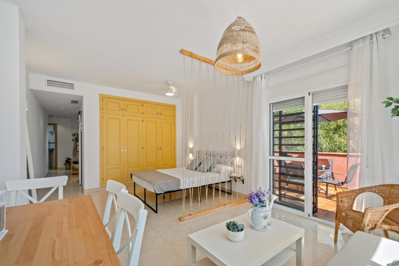 Nina Surena Home Anoreta Golf Торре-де-Бенагальбон Экстерьер фото