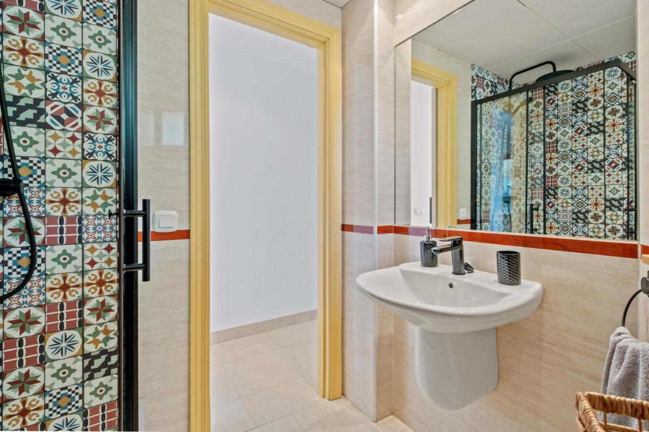 Nina Surena Home Anoreta Golf Торре-де-Бенагальбон Экстерьер фото